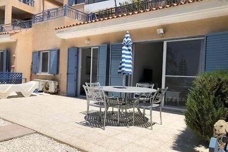 Kings Palace - Superb 2 Bed Ground Floor Apartment بافوس المظهر الخارجي الصورة
