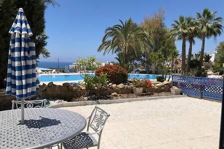 Kings Palace - Superb 2 Bed Ground Floor Apartment بافوس المظهر الخارجي الصورة